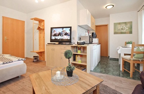 Muritz Apartment | Top-Rated 1 Bedroom Accommodation in Klink with Spa & Breakfast