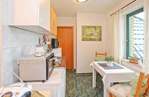 Muritz Apartment | Top-Rated 1 Bedroom Accommodation in Klink with Spa & Breakfast