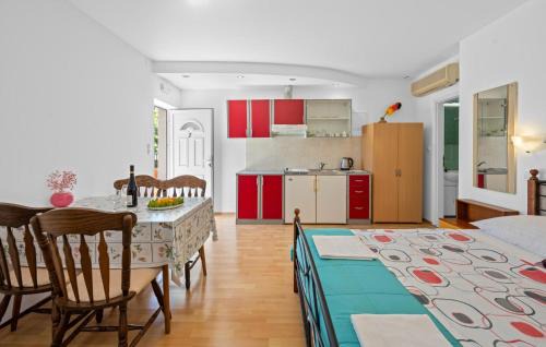 Gradina Apartment | Inviting Lozovac Apartment with Kitchen & Pool Access