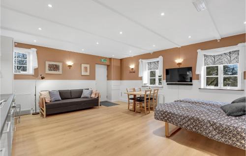 Snogebaek Apartment | Modern Apartment in Nex with Free WiFi & Pet-Friendly