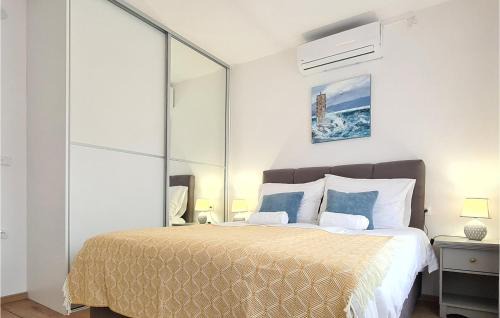 Mihotici Apartment | Cozy Pobri Apartment with Kitchen and Family-Friendly Amenities