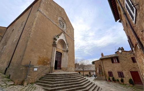 Monticchiello Apartment | Charming Monticchiello Apartment with Free Wi-Fi & Pet-Friendly