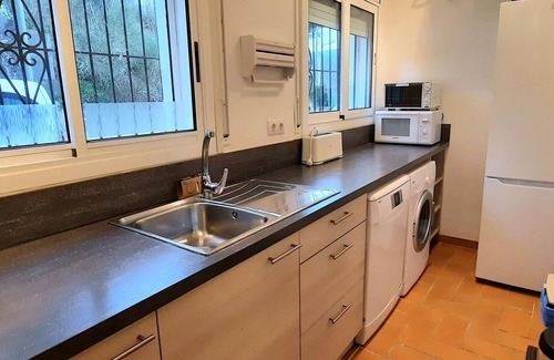 Colera Apartment | Family-Friendly Apartment Colera with Pool and Spa Access