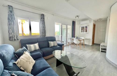 Jeronimo y Avileses y Balsicas de Arriba Apartment | Stunning apartment with pool, golf and lake views