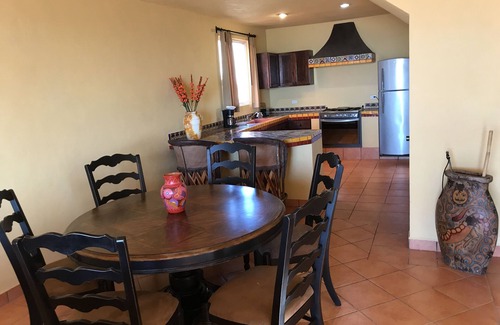 Cerritos House | Beach-Front Retreat: Family-Friendly with Spa & Breakfast