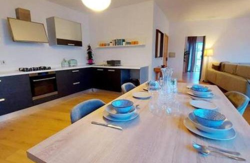 Il-Balluta Apartment | Stunning beachfront apartment in St Julians