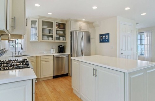 Wells Beach House | Cozy Beachside Retreat with Ocean Views Near Wells Beach