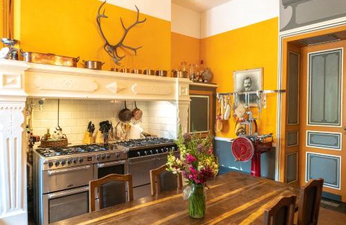 Monjoi House | Stunning Castle South FranceP