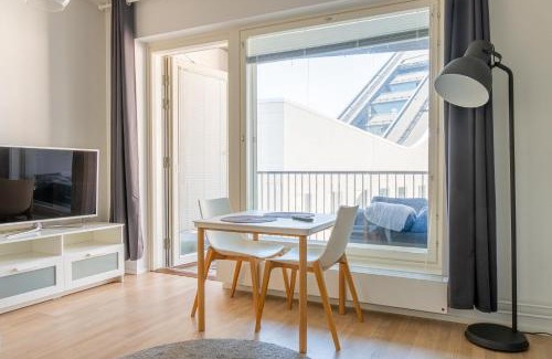 Kallio Apartment | Cozy Central Apartment in Helsinki - Rated 9/10, Family-Friendly