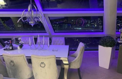 Elephant and Castle Apartment | Pet-Friendly City Penthouse with 360 Skyline Views