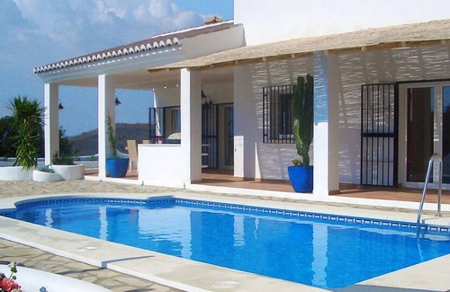 Canillas de Aceituno Villa | Elegant Andalusian Villa with Private Pool and Ocean View