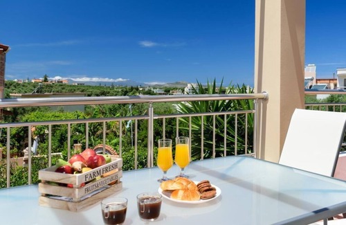 Daratsos House | Family House in Chania with Top-Rated Amenities