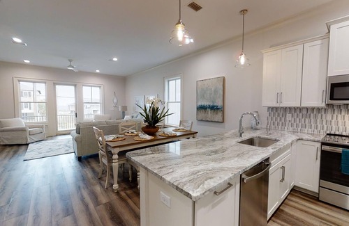 Gulf Shores House | Inviting Cottage with Pool and Ocean Views for 8-10 Guests