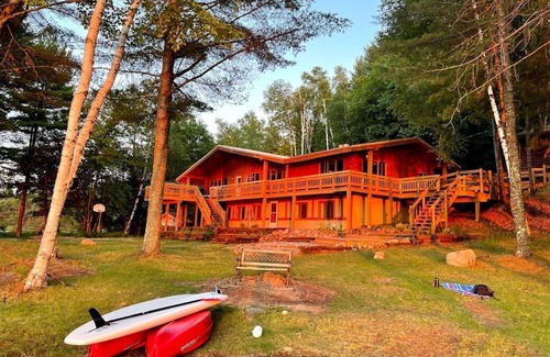 Lake Tomahawk Cabin | Cozy Lake House Retreat with Pool & Breathtaking Views