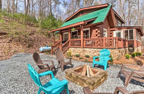 Walnut Mountain House | Inviting Ellijay Cabin with Pool & Pet-Friendly Amenities