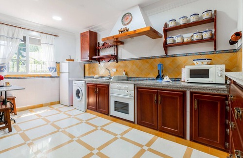 Aguilar de la Frontera House | Stylish Vacation Home with Private Pool Near Cordoba