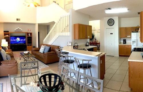 Crescent Lakes Villa | Family-Friendly Villa with Pool & Lake Views Near Attractions