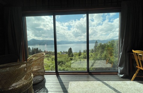 Fiskabygd Cabin | Stunning fiord panorama view off-grid forest cabin
