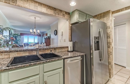 Fernandina Beach Condo | Pet-Friendly Turtle Dunes Villa: Steps to Ocean & Pool