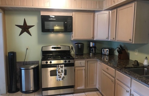 Houghton Lake House | Lakefront Five Bedroom Retreat with Ocean Views in Michigan