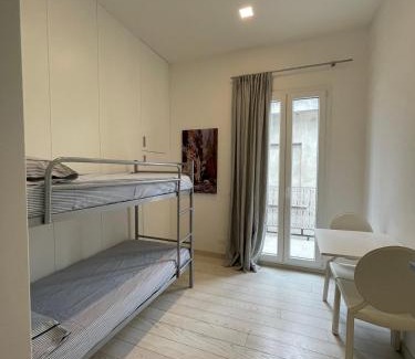 Genoa Historical Centre Apartment | Stunning flat in medieval tower-aquarium, old town town, 7 floor beautiful view