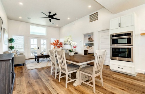 Pointe San Luis House | Beachfront Galveston Home with Pool and Ocean Views