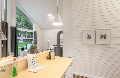 Krems II House | Cozy 2-Bedroom Retreat in Krems II with Lake View & Spa