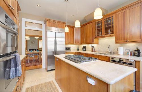 Uptown Apartment | Historic Home in Downtown - Family-Friendly & Guest Rated 8/10