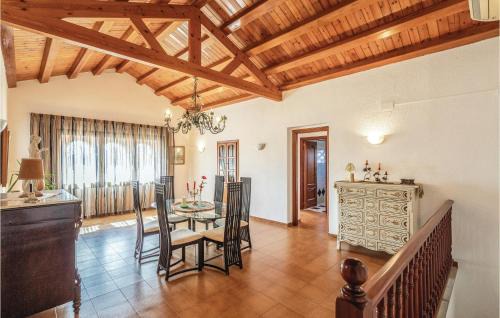 Riudellots de la Selva House | Spacious 8 Bedroom Home with Pool in Riudellots