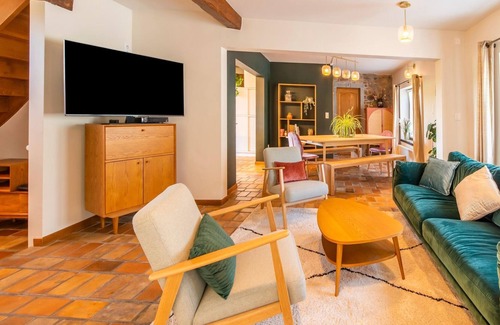 Theux House | Cozy Holiday Home in Theux with Spa & Family-Friendly Perks