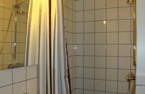 Bredsten Bed & Breakfast | Relaxing Holiday Home in Blåvand with Sauna & Kitchen