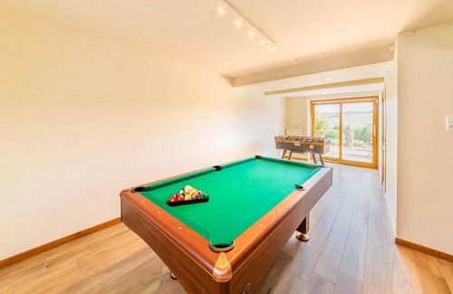 Spa House | Elegant Holiday Home in Theux with Pool & Spa Amenities