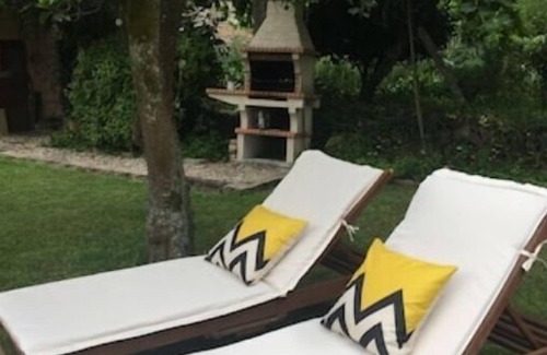 Valenca Villa | Ideal Holiday Villa with Pool Near Spain's Beaches & River