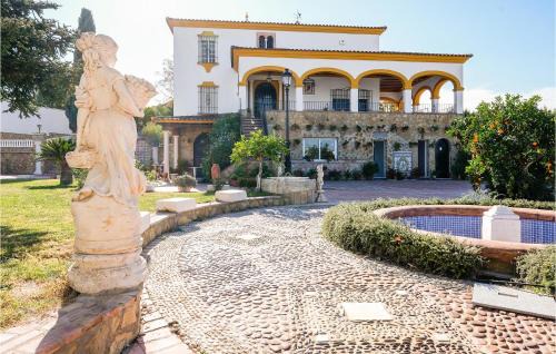Aguilar de la Frontera House | Family-Friendly 5 Bedroom Home with Pool in Aguilar De La Frontera