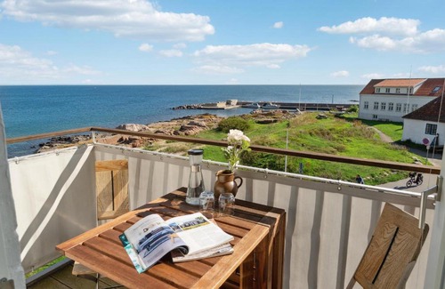 Sandvig House | Oceanfront Retreat in Allinge with Free Wifi for Families