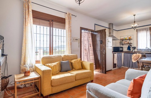 Alora House | Stunning home in álora with WiFi