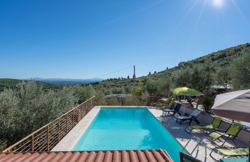 Pieve al Bagnoro House | Inviting 2 Bedroom Stay in Arezzo with Private Pool