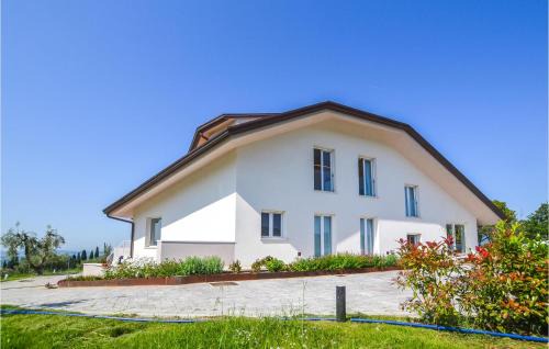 Ponte Buriano House | Beautiful Home in Arezzo with Pool and Wifi Access