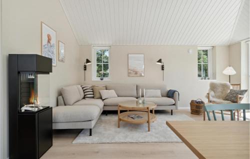 Blavand House | Relaxing Home In Blåvand With Pool and Sauna Amenities