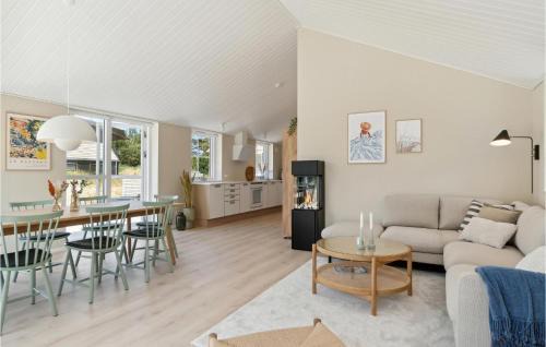 Blavand House | Relaxing Home In Blåvand With Pool and Sauna Amenities