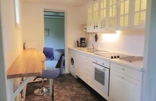 Borgholm House | Idyllic Vacation Home with Oceanfront and Spa Amenities