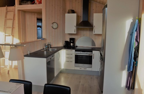 Hvidbjerg Strand House | Delightful 3-Bedroom Stay in Pet-Friendly Børkop