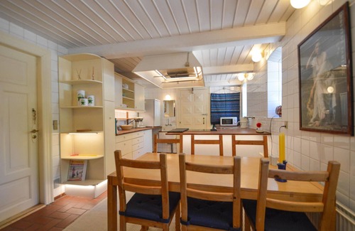 Branderup J House | Cozy 1 Bedroom Stay with Spa and Breakfast in Branderup J