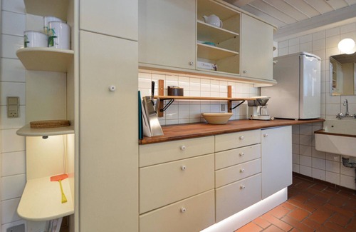 Branderup J House | Cozy 1 Bedroom Stay with Spa and Breakfast in Branderup J