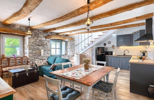 Buzet House | Enchanting Villa Retreat in Medieval Buzet with Pool