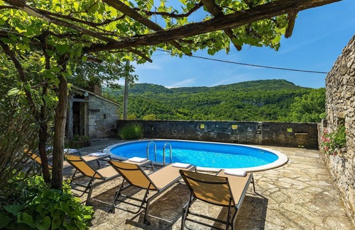 Buzet House | Discover Villa Elena Buzet Amidst Serene Nature