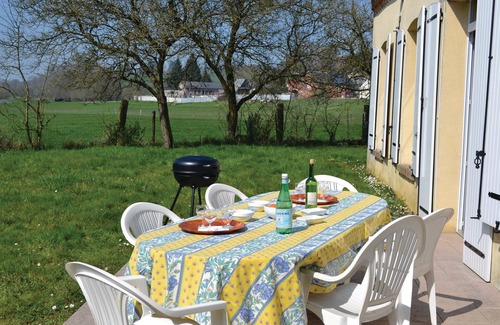 Chigny House | Inviting Semi-Detached House with Terrace in Chigny