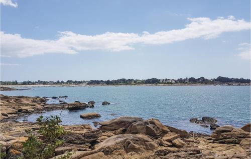 Concarneau House | Cozy Home in Concarneau with Wifi, Pet and Child Friendly