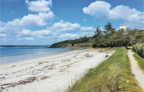 Concarneau House | Cozy Home in Concarneau with Wifi, Pet and Child Friendly