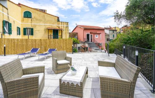 Costarainera House | Stunning Home In Costarainera